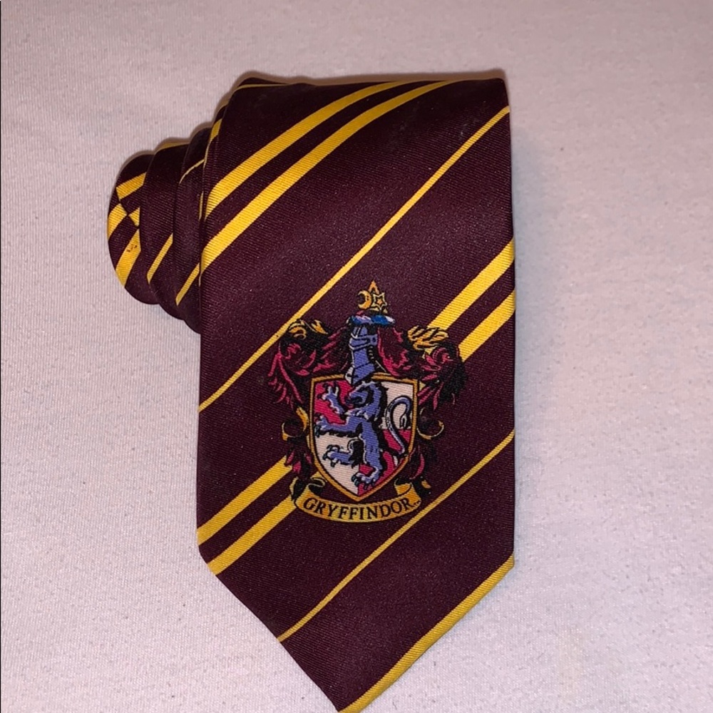 Gryffindor neck tie
